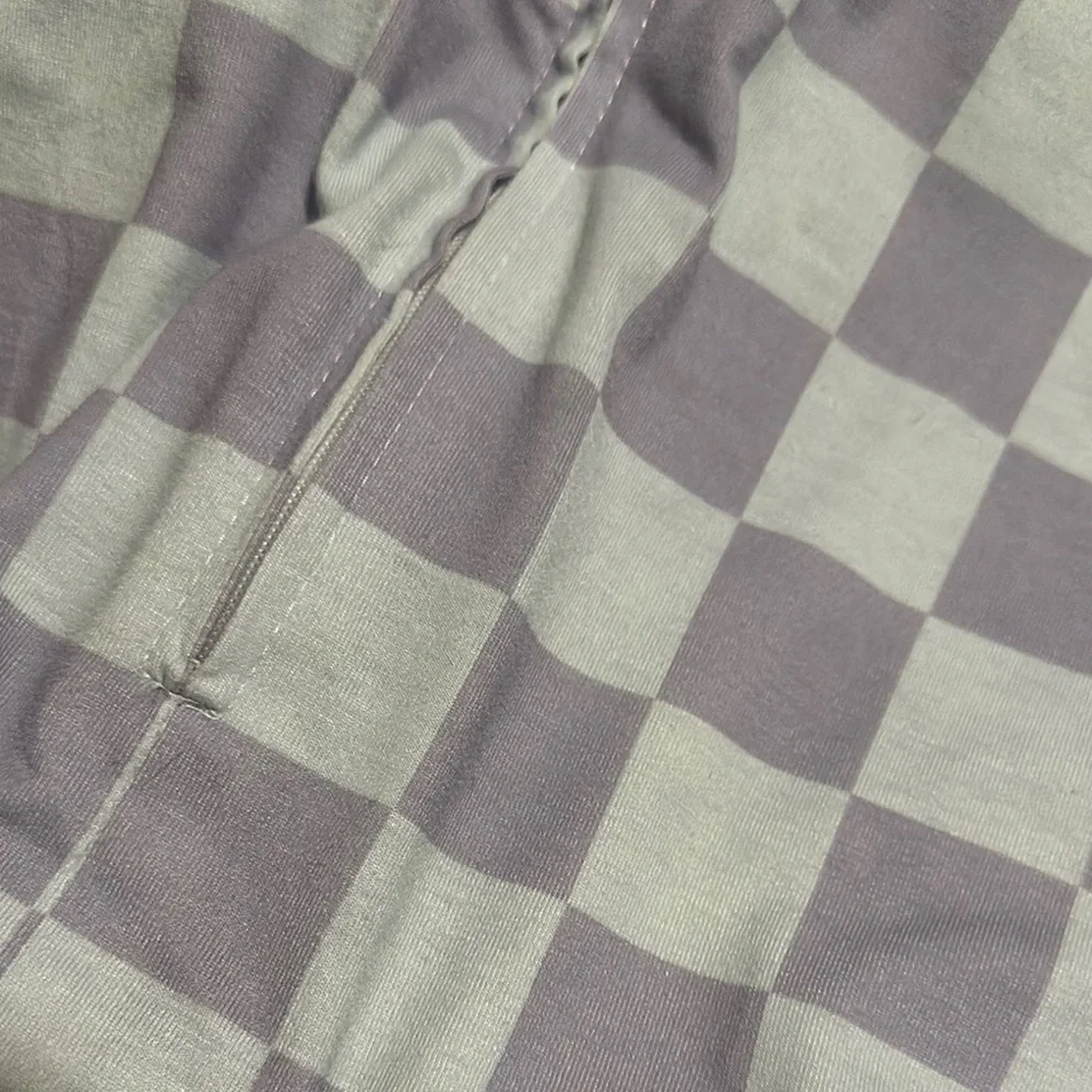 Sleeping Baby Zipadee Zip Swaddle - Picture 3 of 3